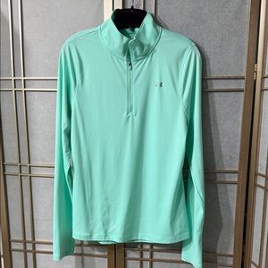 Under Armour quarter zip top, size estimated to be women’s M/L, mint green